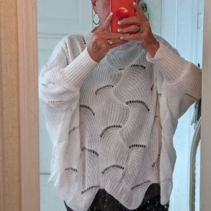 Oversized Batwing Sleeve Sweater, XL NWOT